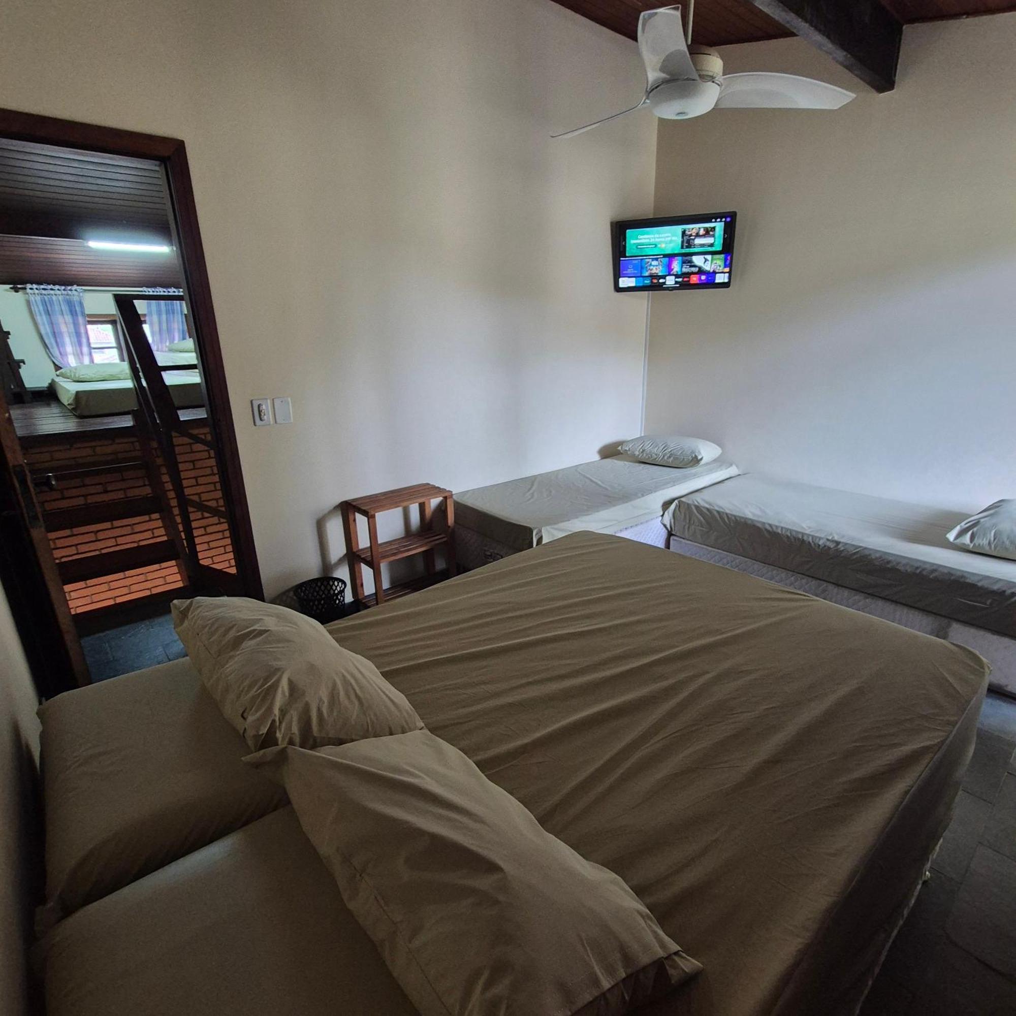 Casa 7 Em Ubatuba No Centro Condominio Com Piscina E Churrasqueira Extérieur photo