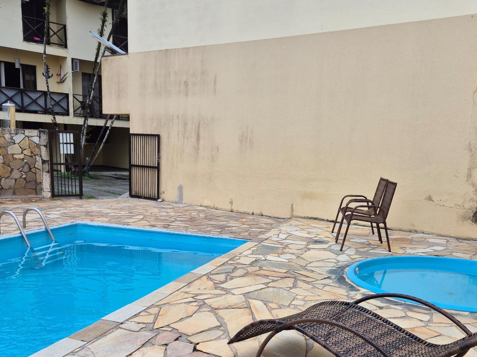 Casa 7 Em Ubatuba No Centro Condominio Com Piscina E Churrasqueira Extérieur photo
