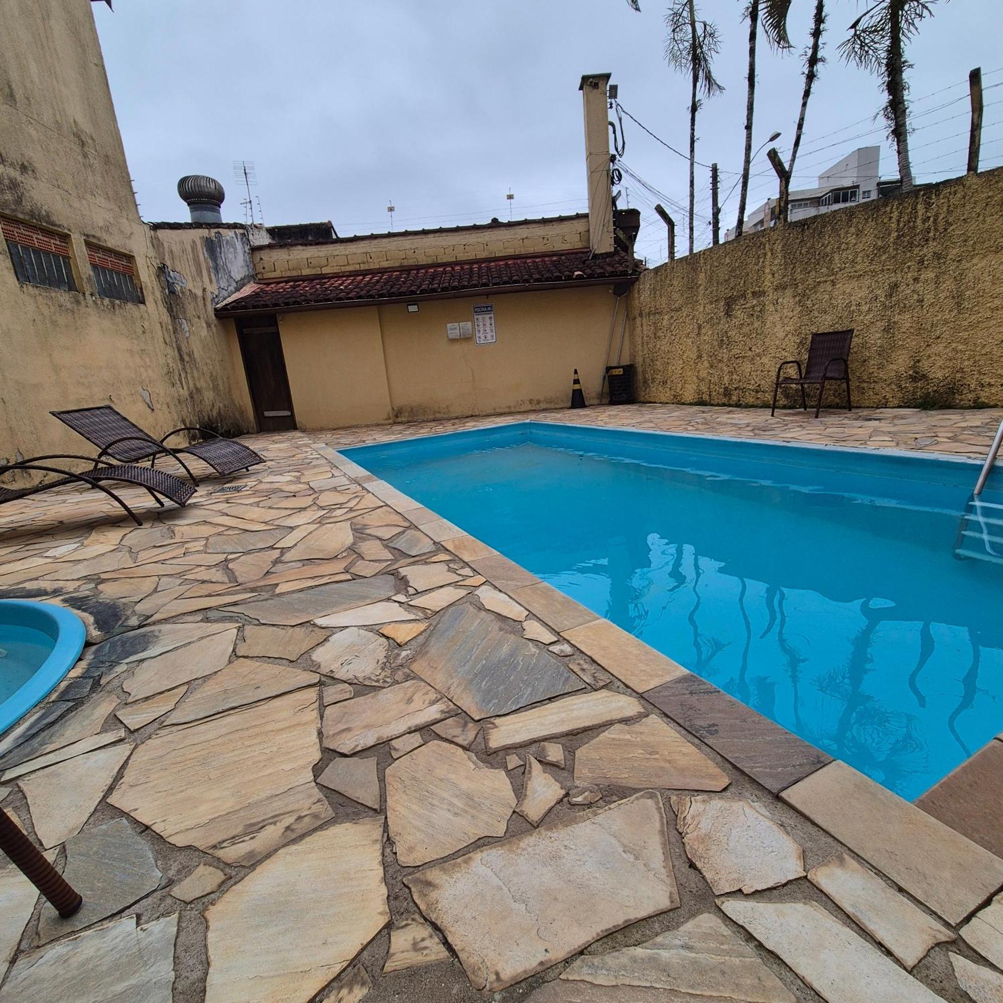 Casa 7 Em Ubatuba No Centro Condominio Com Piscina E Churrasqueira Extérieur photo